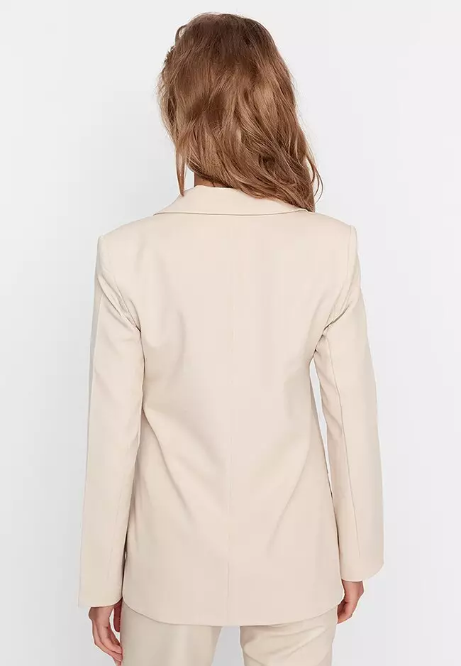 Double Breasted Buttoned Blazer