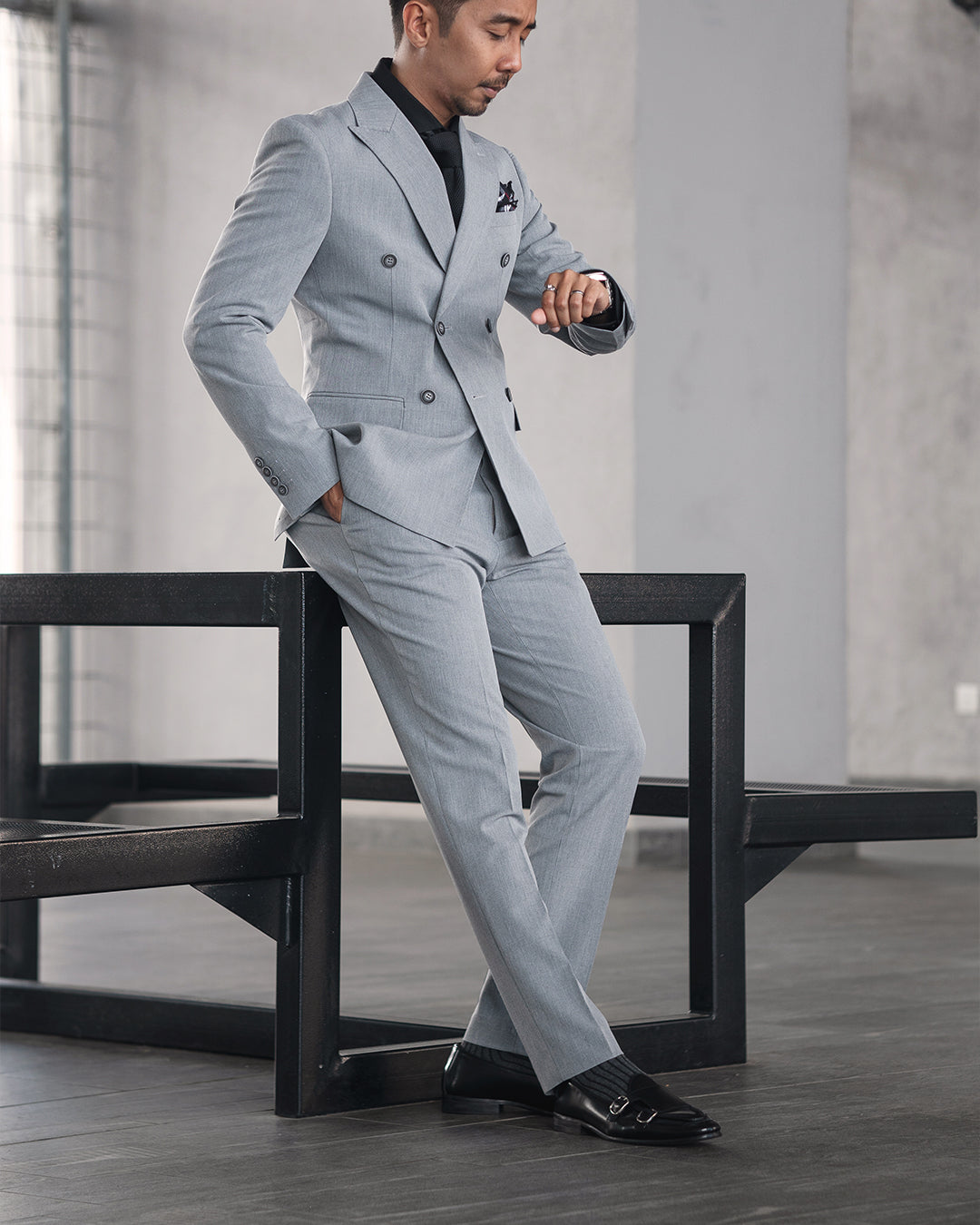 Double Breasted Suit Blazer - Light Grey (Peak Lapel)