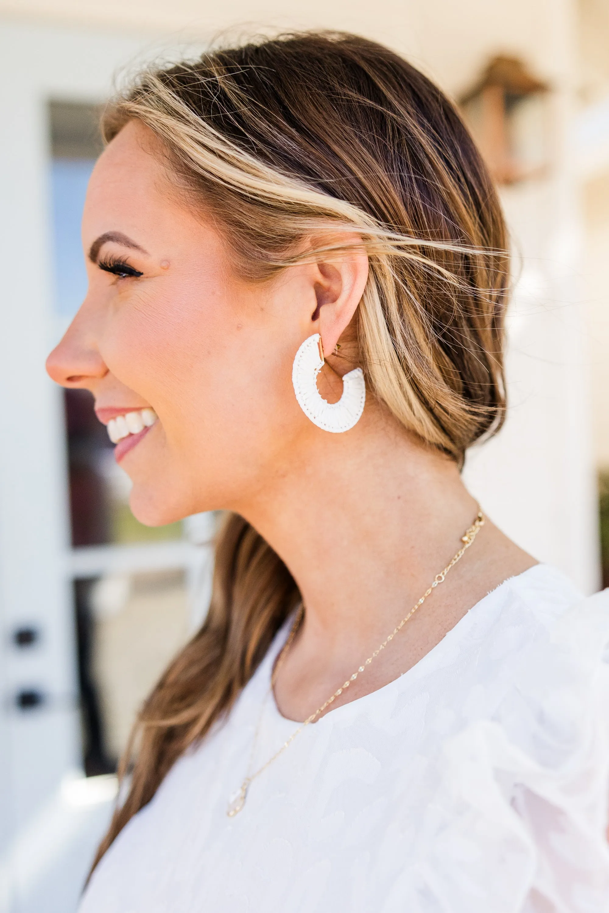 Move With Passion Earrings, Ivory