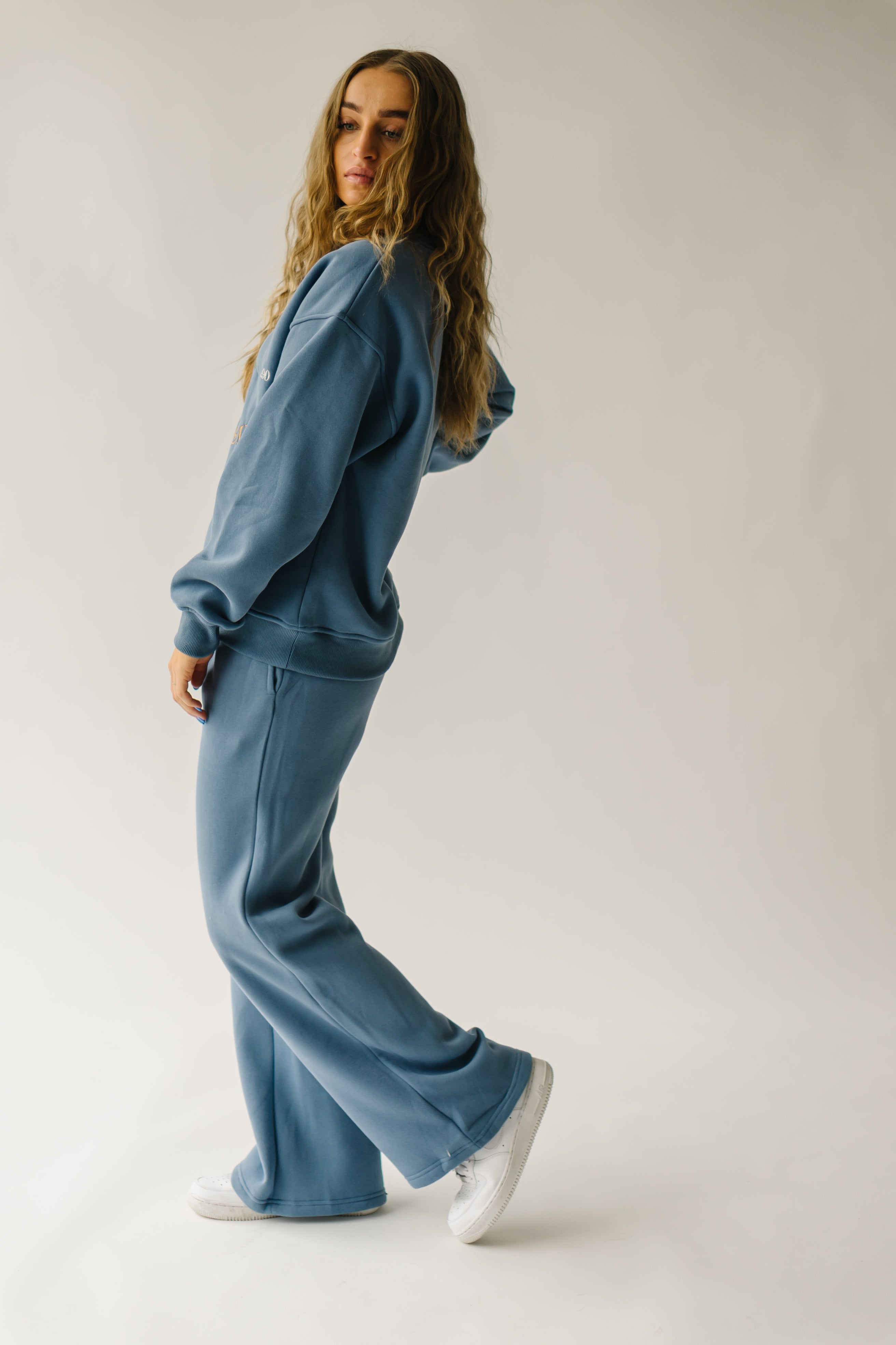 The Brower Relaxed Sweatpant in Vintage Blue