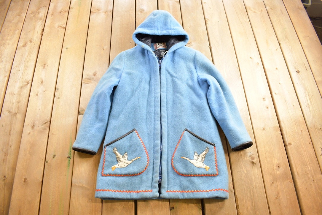 Vintage 1970s Goose Theme Embroidered James Bay Long Jacket / Fur Collar / Winter Duffle Coat / Made In Canada / Pure Virgin Woo